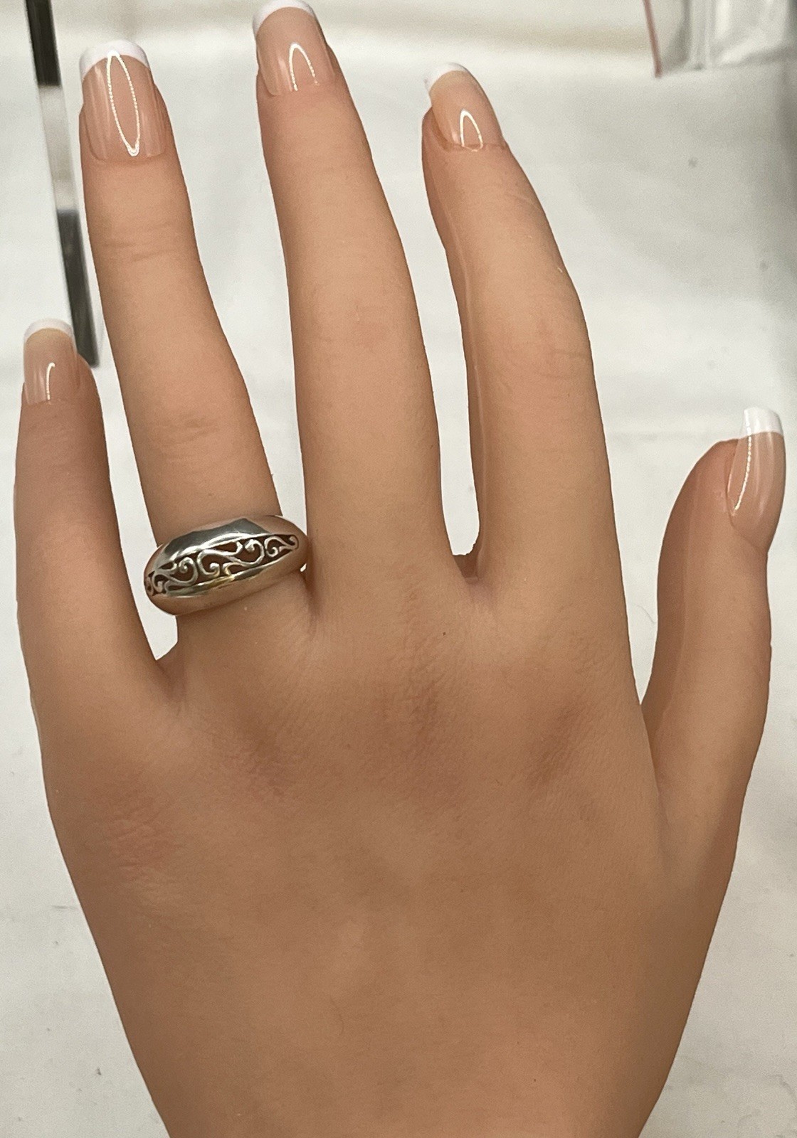 Jezlaine Open Work 925 Sterling Silver VTG. Scroll Dome Band Ring SZ 7.25