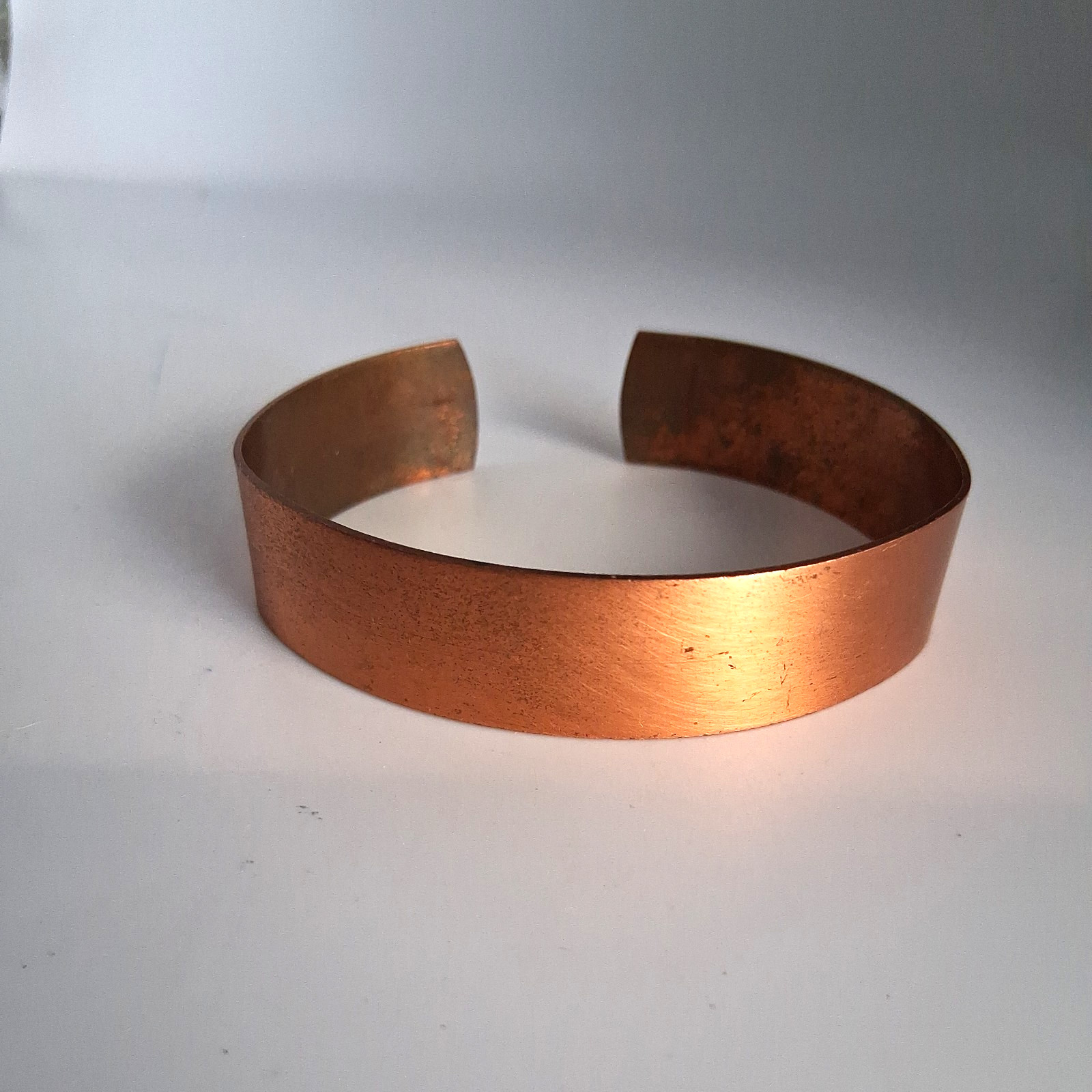 VINTAGE SIGNED COPPER CUFF BRACELET 7″ READ