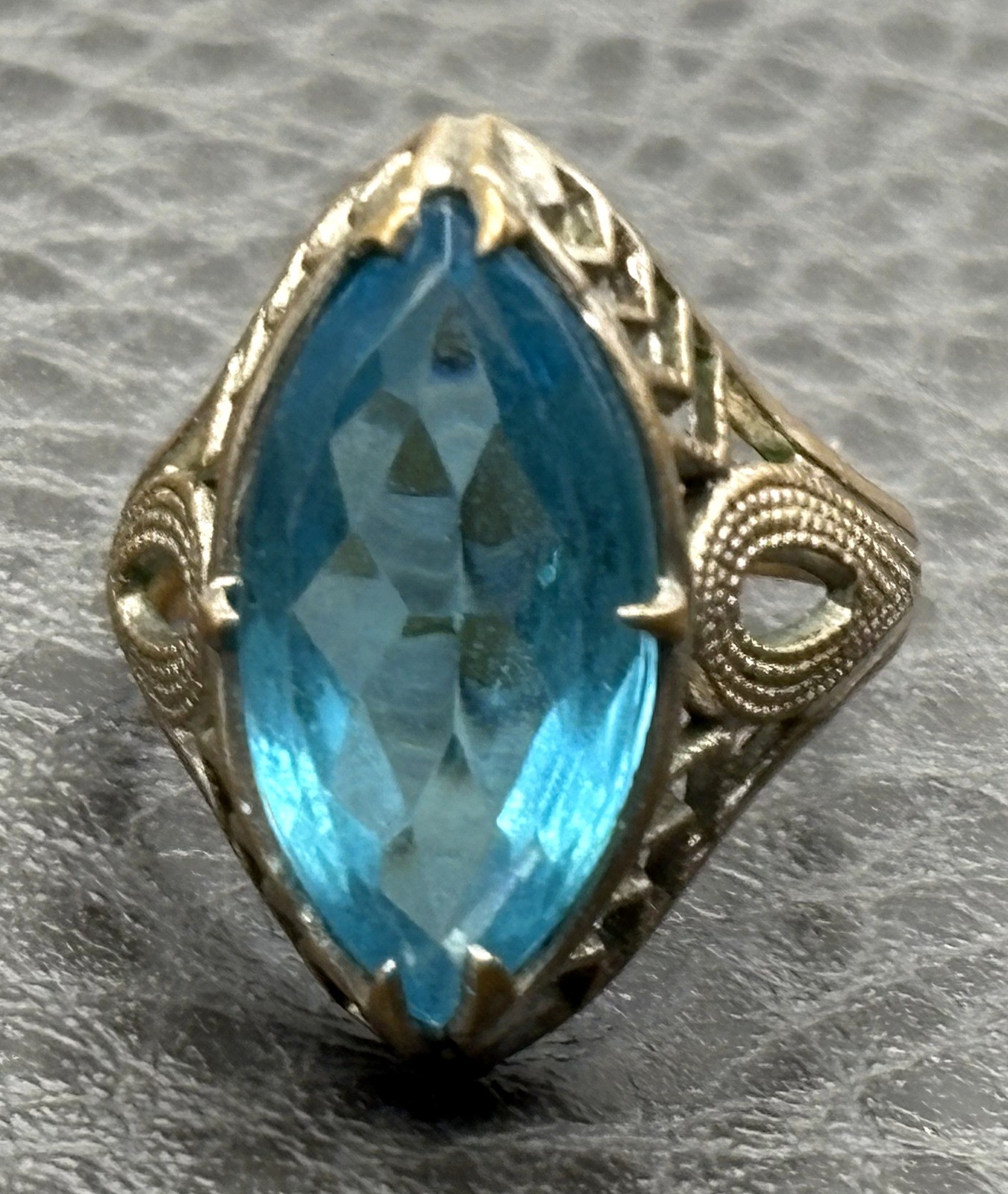 Vintage Marquise Blue Faux Topaz Glass Filigree Statement Ring Sz 5.5