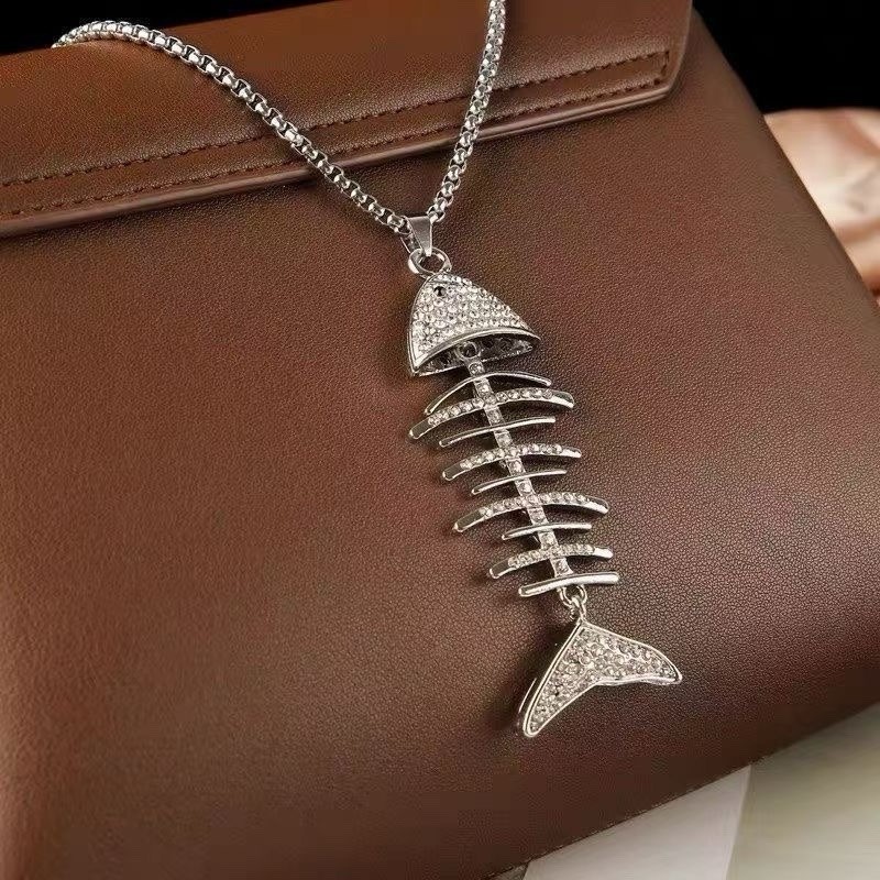 Large Vintage Rhinestone Fishbone Stainless steel Necklace