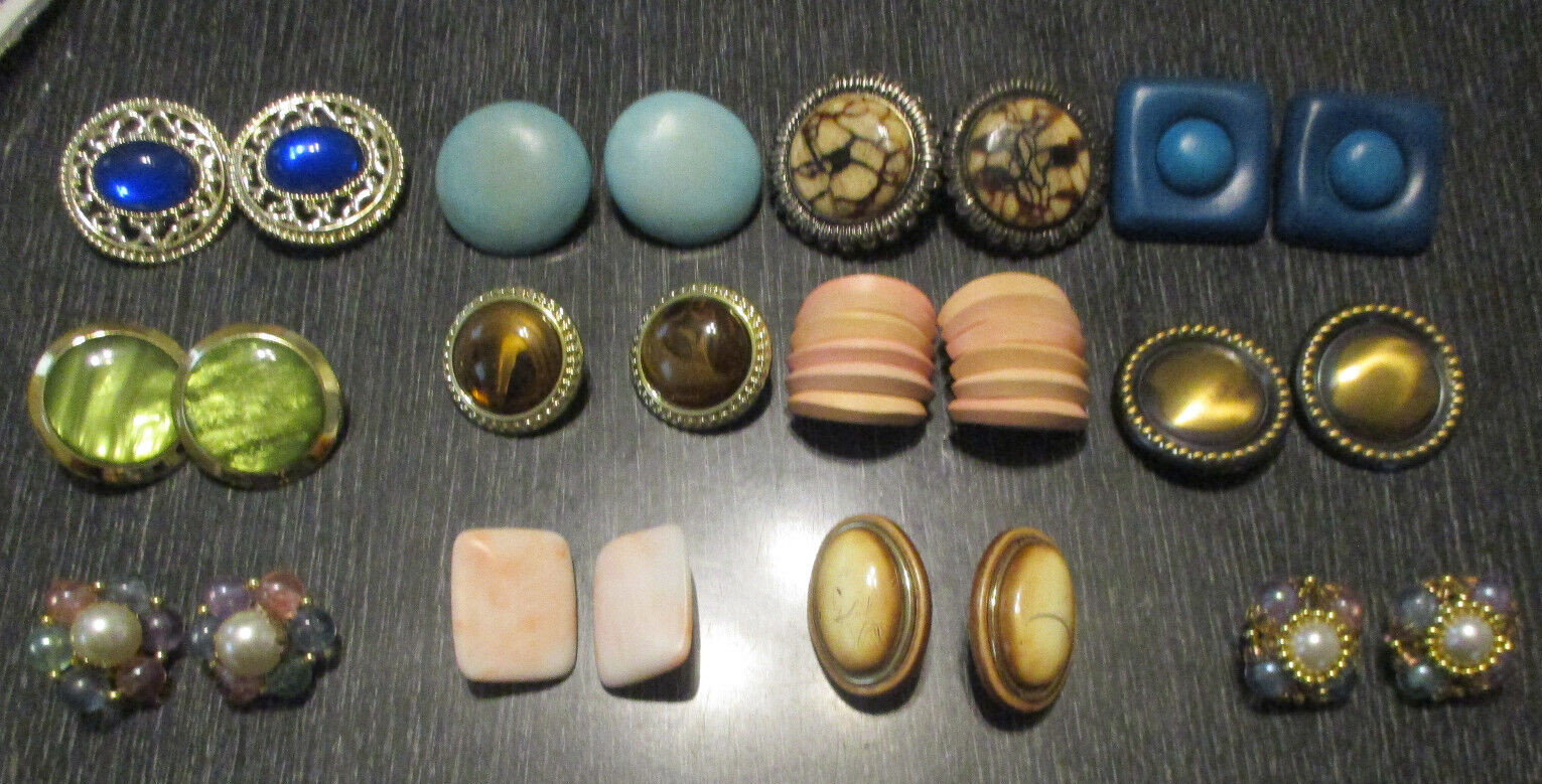 12 Vintage 80’s 90’s Clip On Earring Pairs Assorted Styles & Sizes Lot # 28