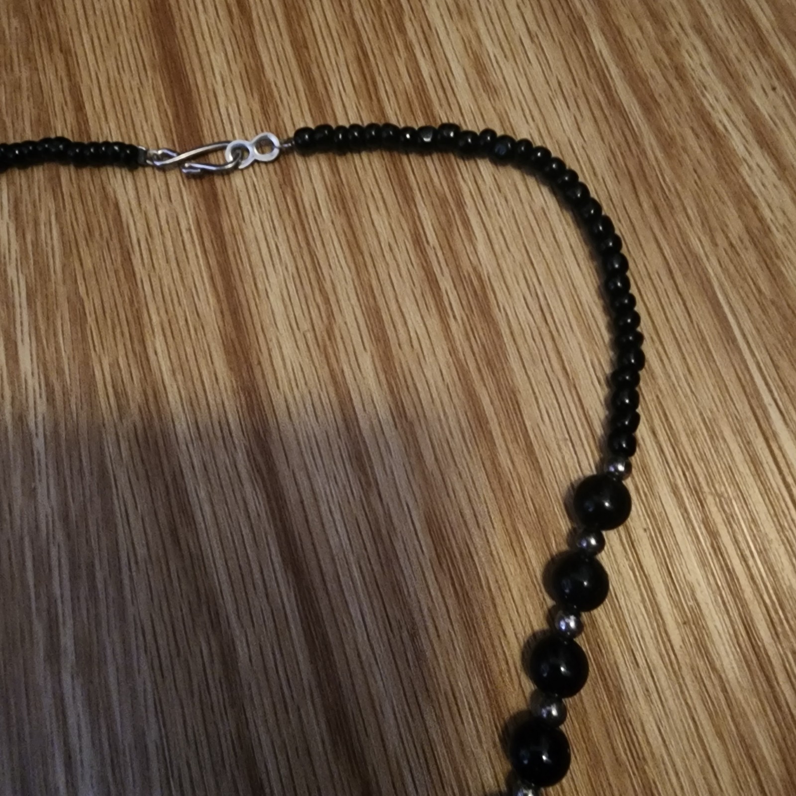 Vintage Black Stone Gem Shiny Iridescent Beads Necklace Beautiful