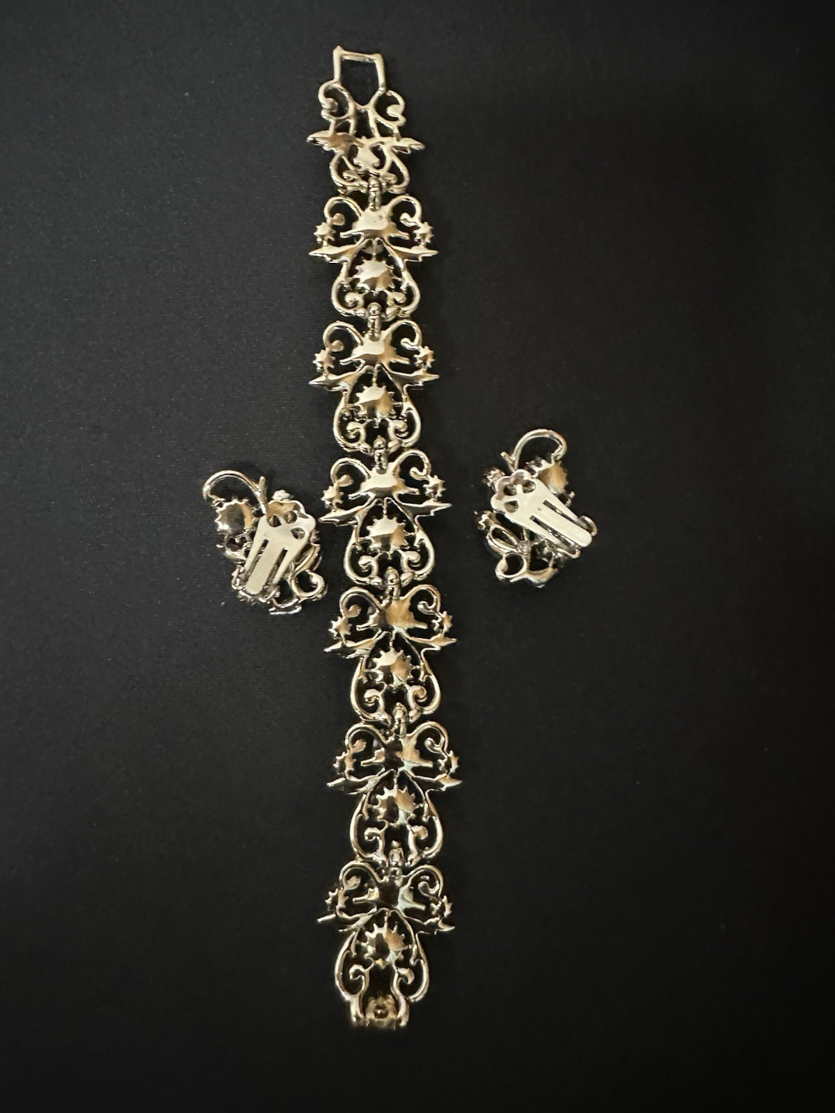 Vintage Gold Coro Red Aura Borealis Bracelet And Clip On Earring Set.
