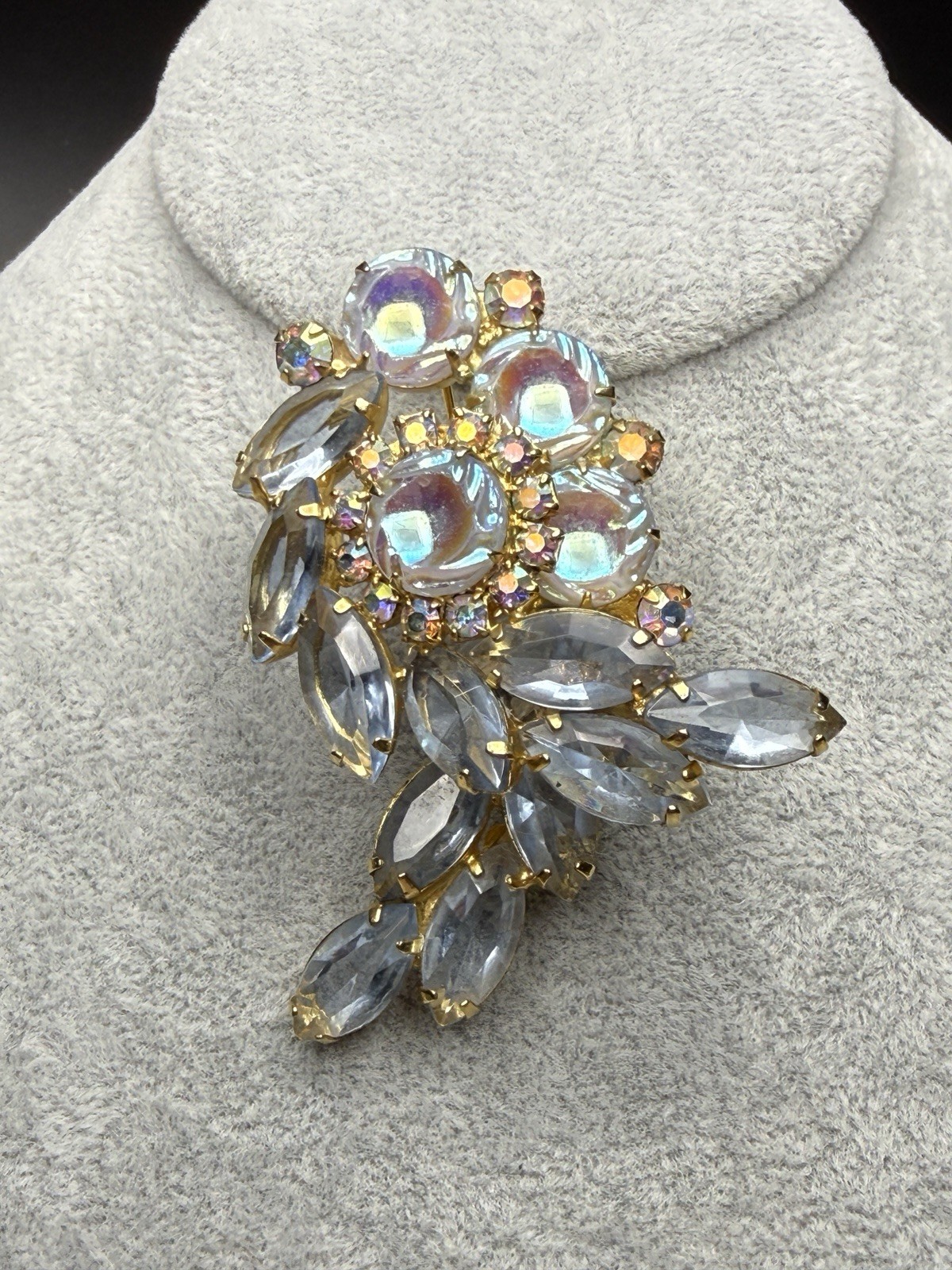 JULIANA D&E Book Piece AB Aurora Borealis Scooped Rhinestone Brooch Ref 1171 Vtg