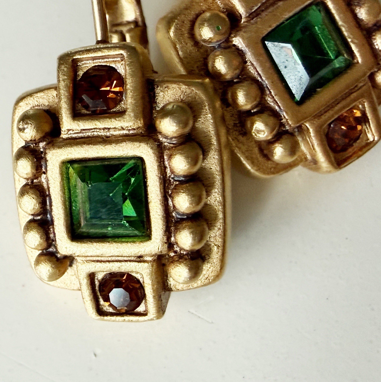 OSCAR DE LA RENTA Leverback Dangle Earrings : Matte Gold, Green + Brown Crystal
